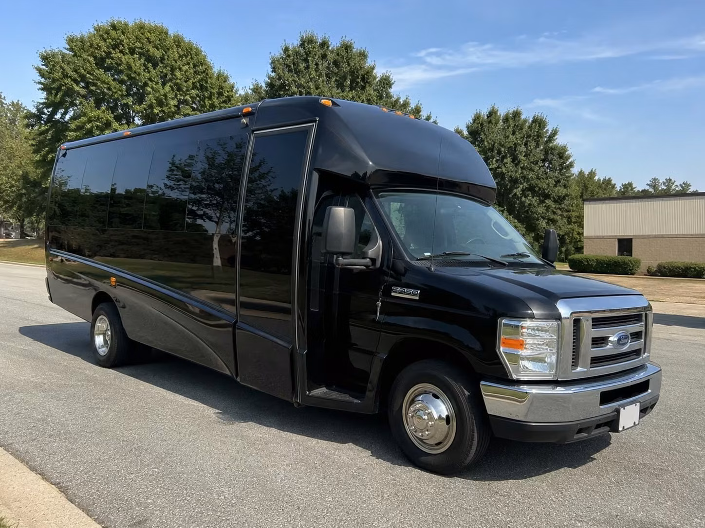 15 passenger minibus