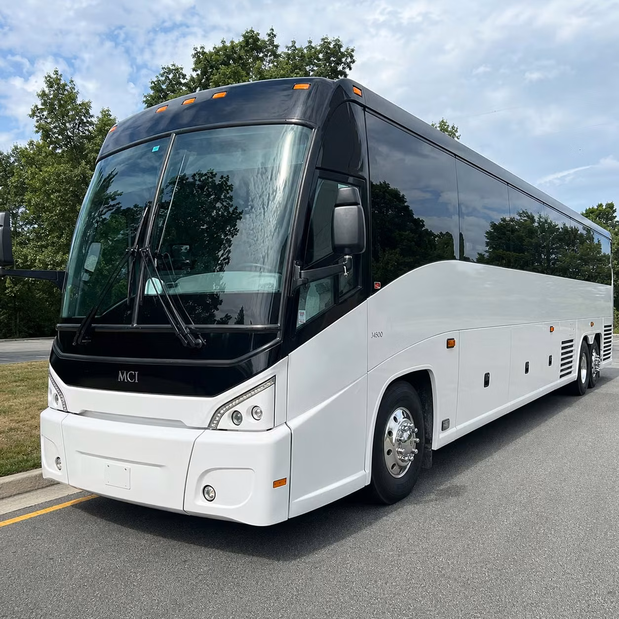 charter buses for corporate retreats and team building events in west texas